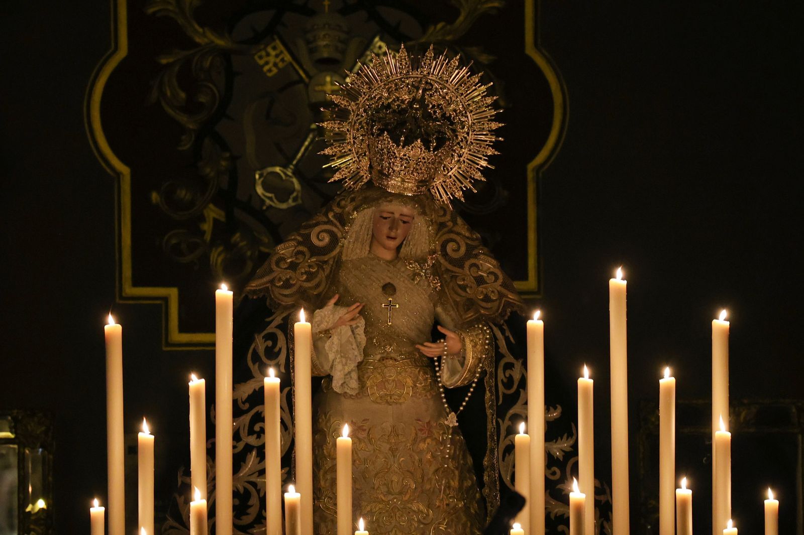 Los mejores momentos del Viernes de Dolores en Málaga, en fotos