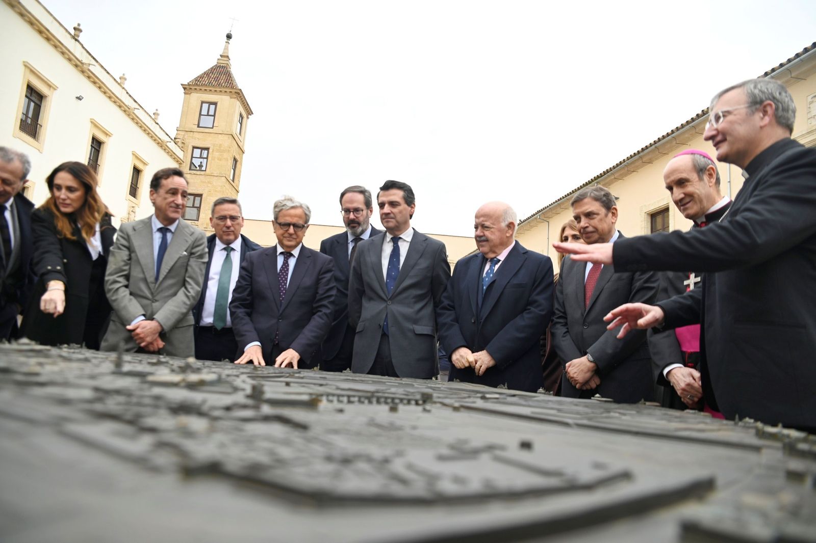 La inauguración del centro de recepción de la Mezquita-Catedral de Córdoba, en imágenes