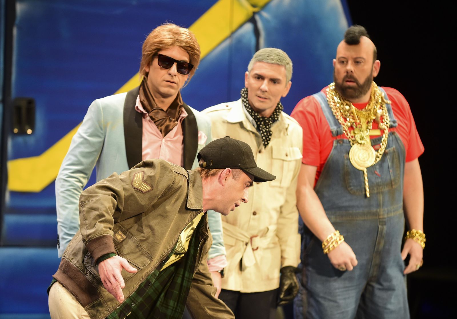 El equipo 'a' minúscula (comando caleti)