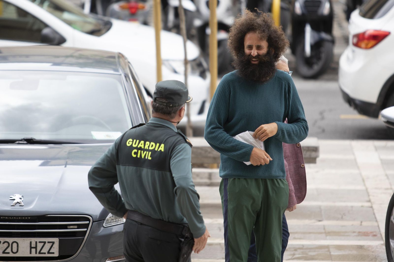 La foto del exhibicionista de Granada tras quedar en libertad (esta vez con ropa)