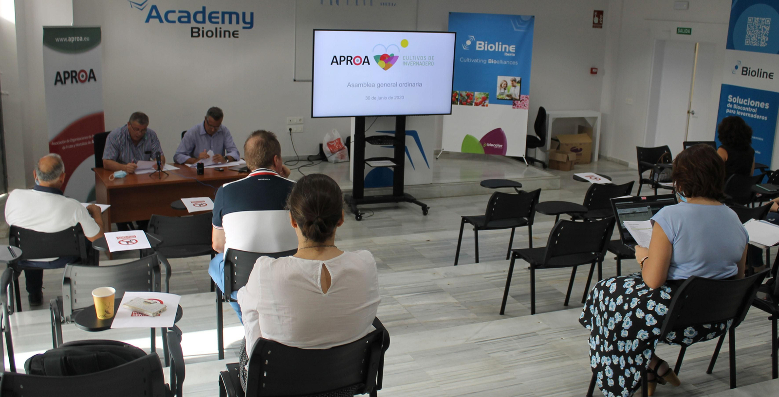 Asamblea General de APROA celebrada de forma mixta, combinando la opción presencial con la telemática.