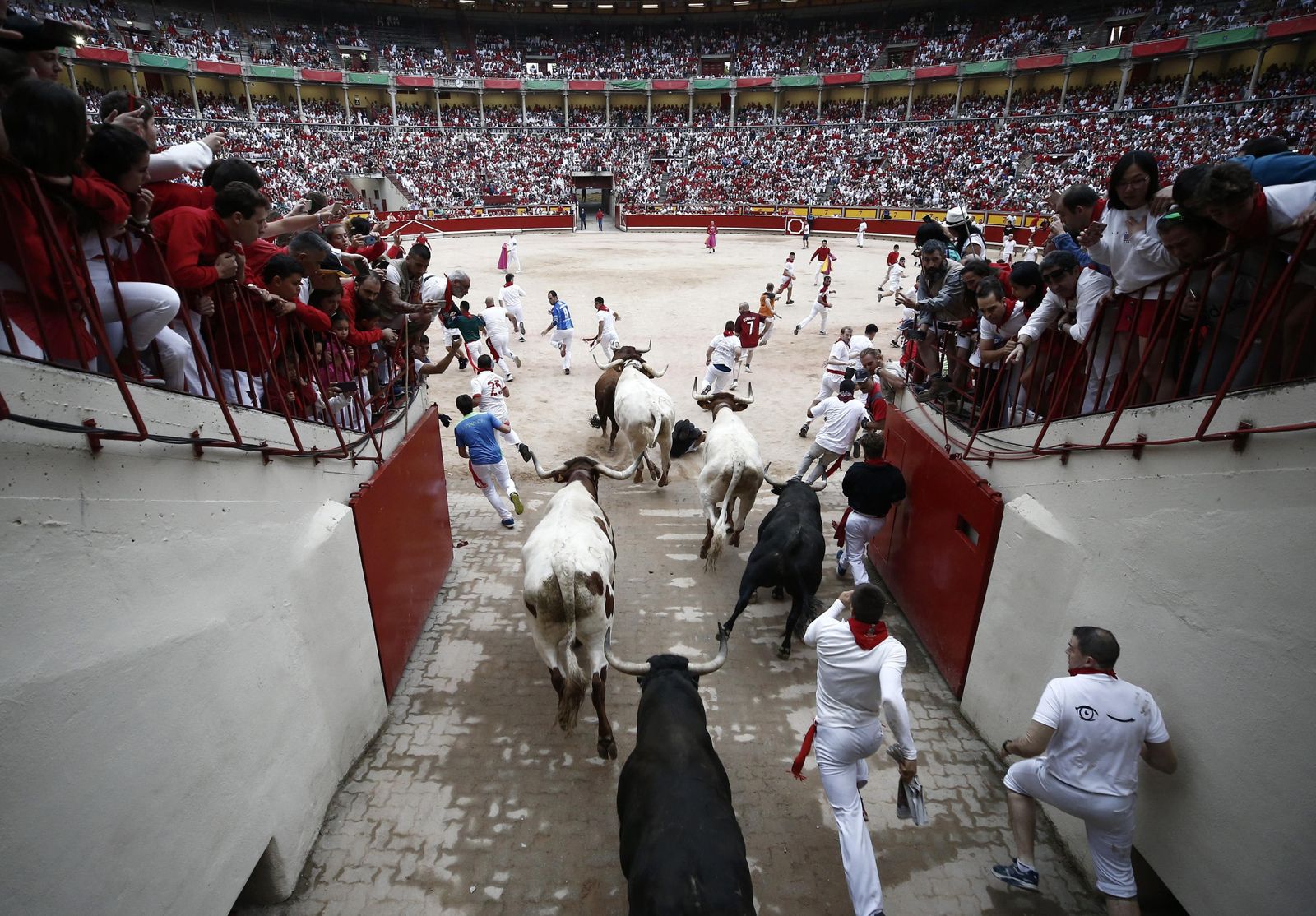 El séptimo encierro de los Sanfermines 2018, en imágenes