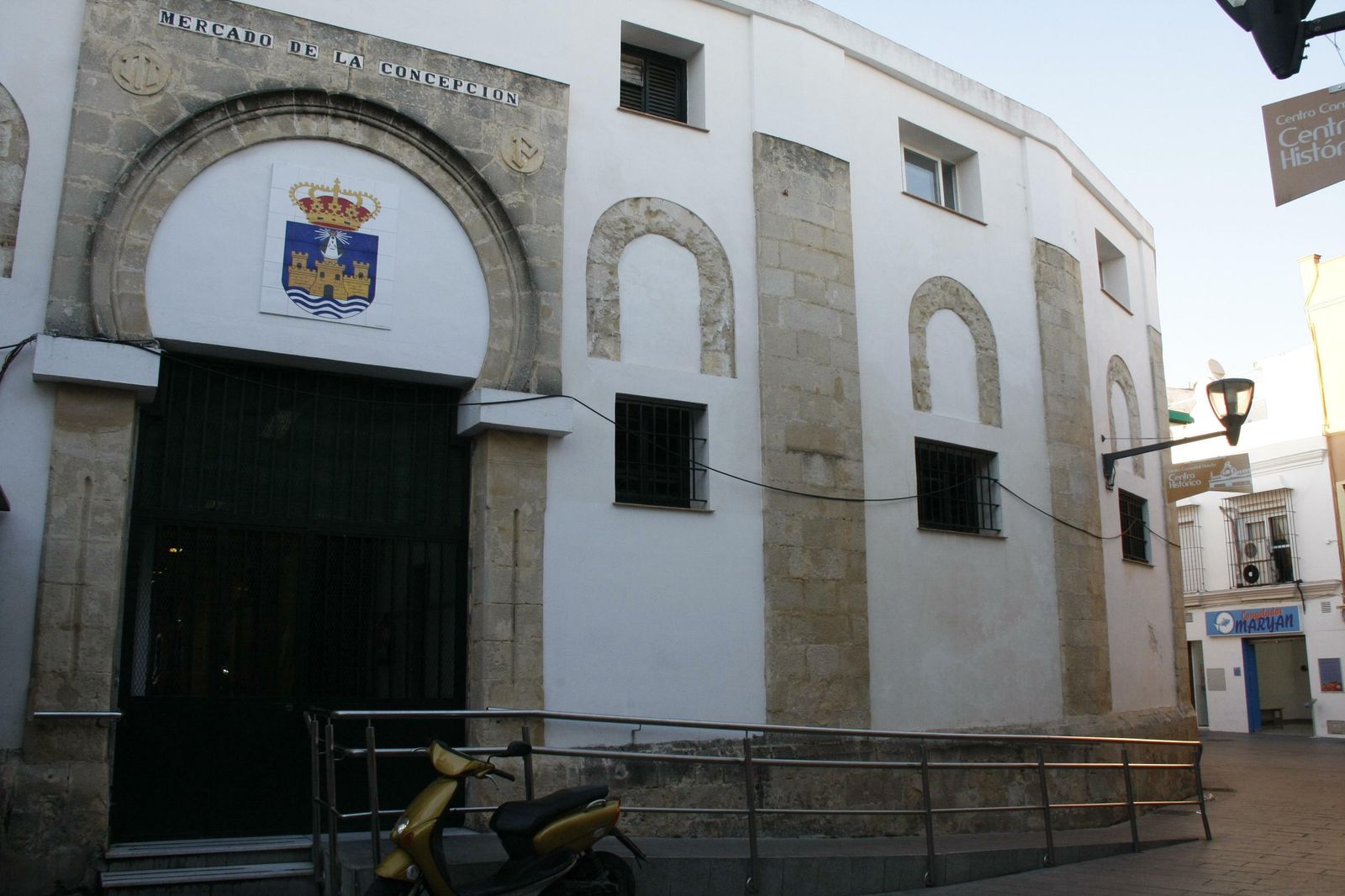 Los actos con motivo de la patrona de los comerciantes del mercado de El Puerto se celebrarán en la Plaza de Abastos.