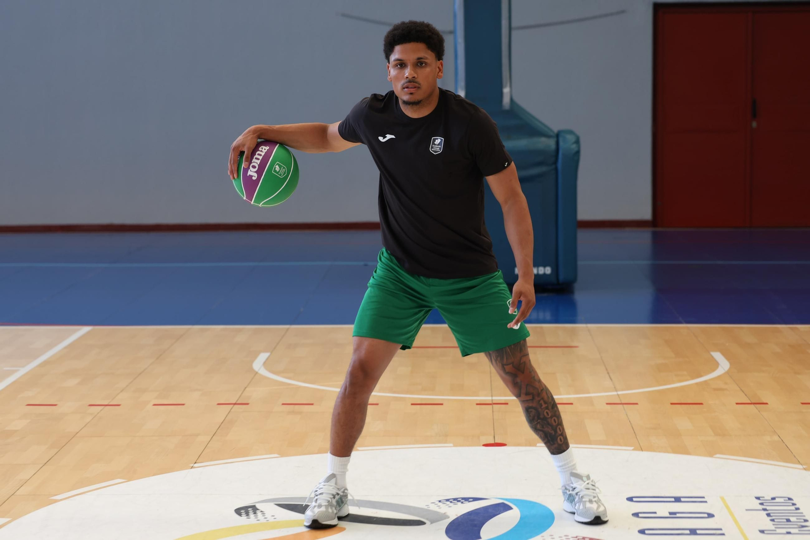 La presentación de Castañeda con el Unicaja, en fotos