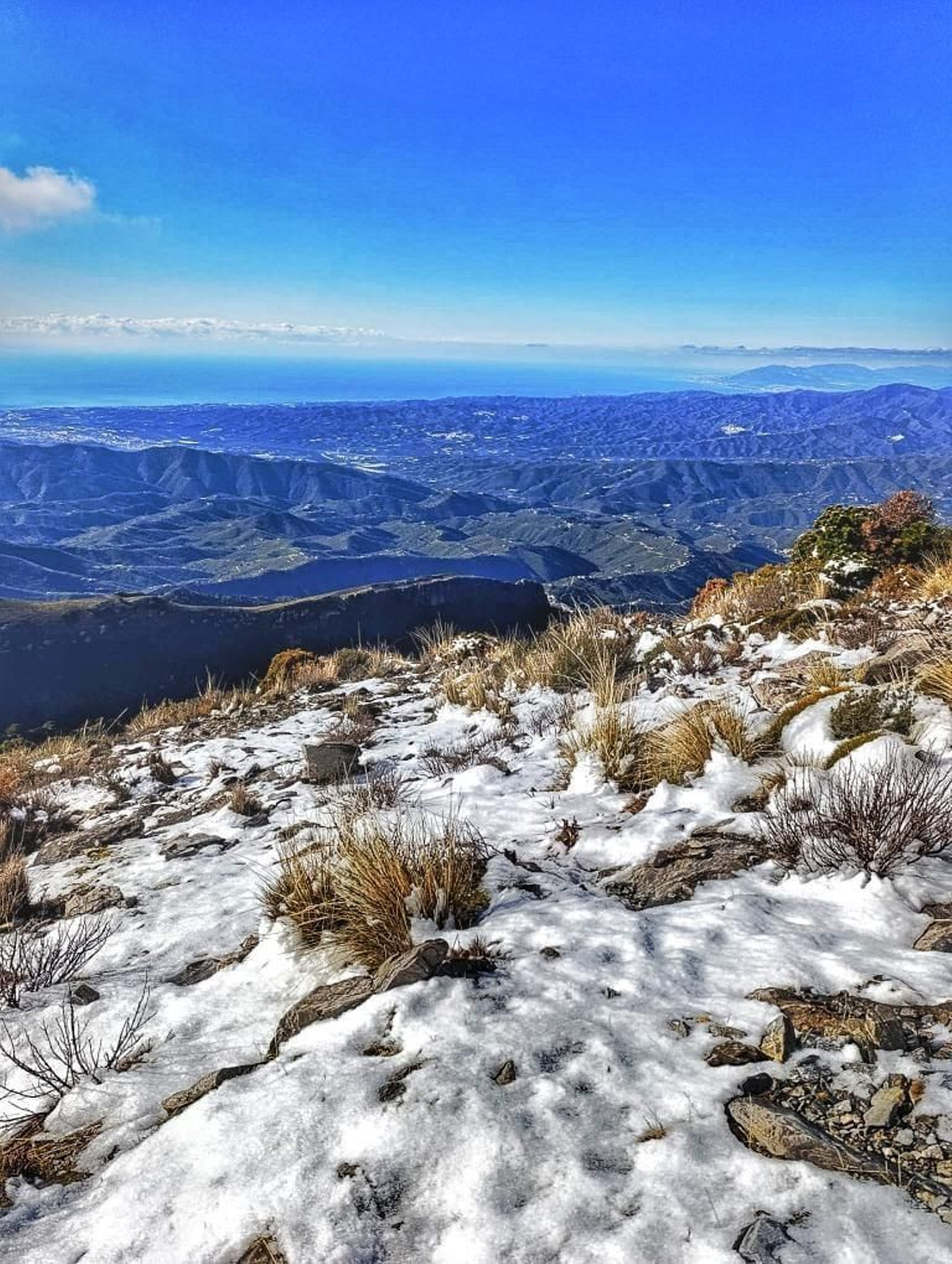 Así de nevada luce La Maroma, el punto más alto de Málaga