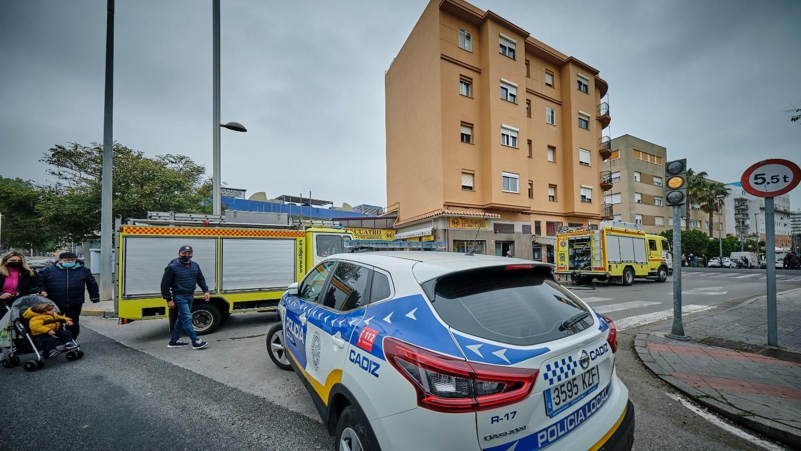 En el servicio participaron tanto Bomberos como personal de Policía Local, Nacional y Protección Civil