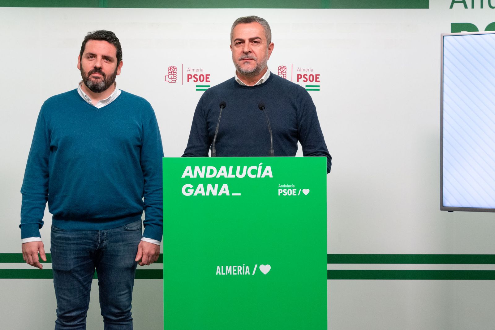 Juan Manuel Ruiz del Real y Juan Antonio Lorenzo Cazorla, responsables del PSOE.