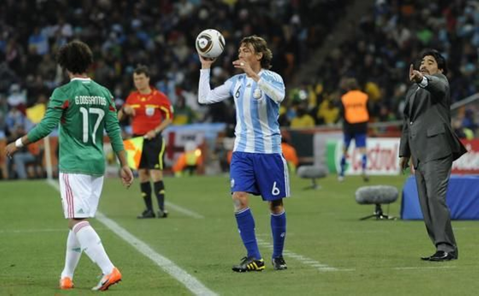 Argentina se medirá en cuartos de final a Alemania tras derrotar a México en octavos. / AFP