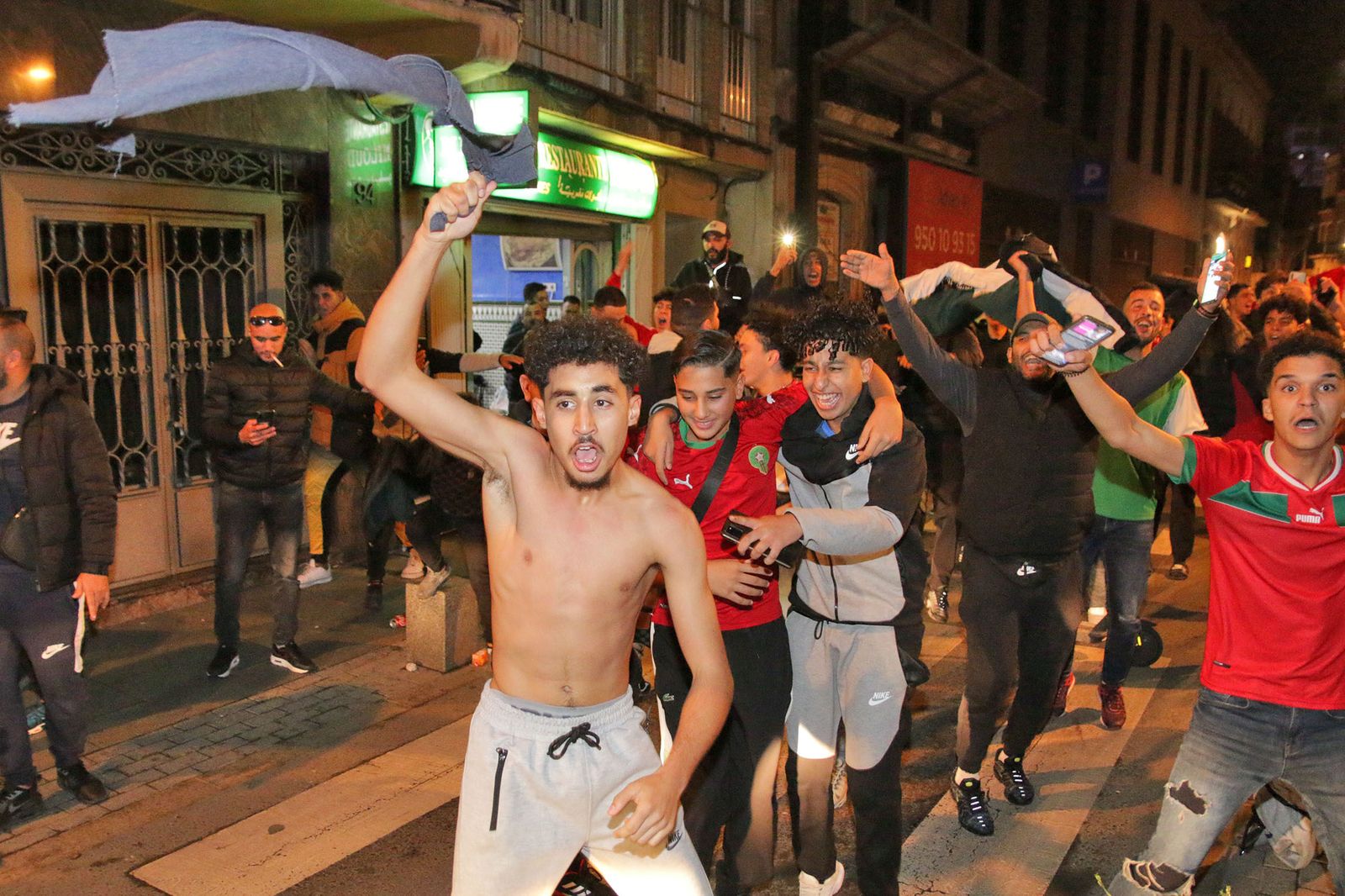 La celebración de la afición marroquí de Almería, en imágenes