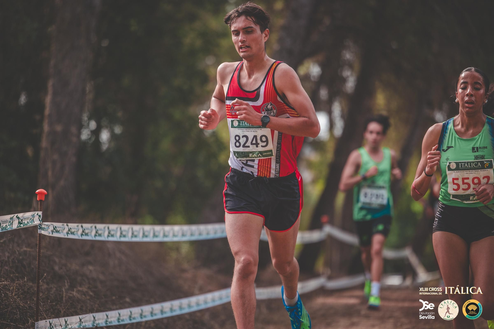 Búscate en las fotos del Cross de Itálica 2025 | 4