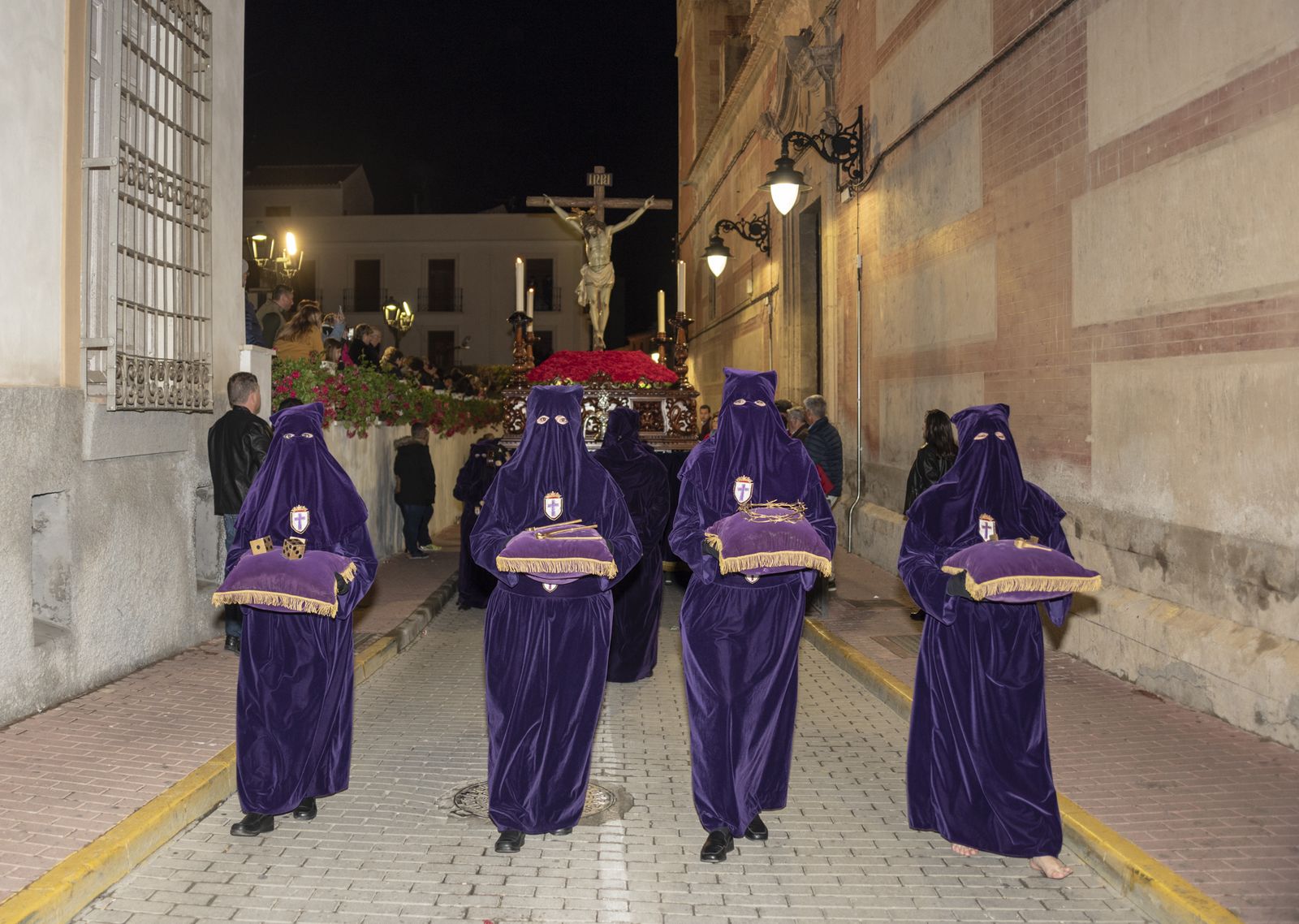 Imágenes de la procesión del Jueves Santo en Cuevas