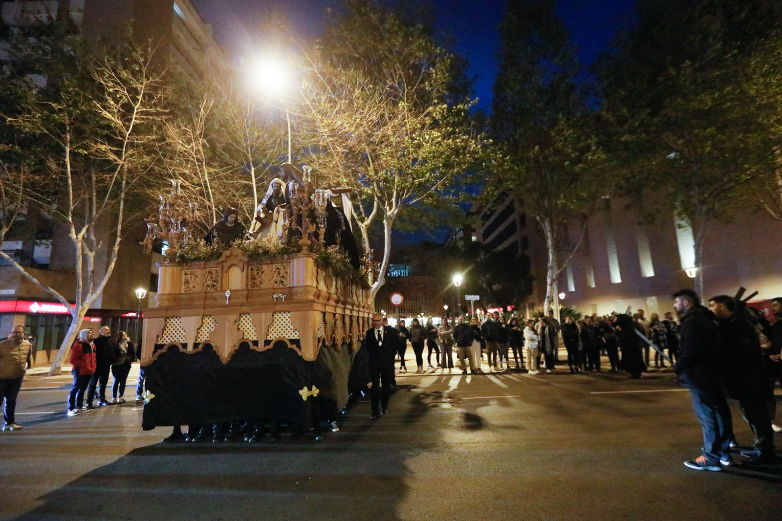 La procesión de La Caridad de Almería, en imágenes