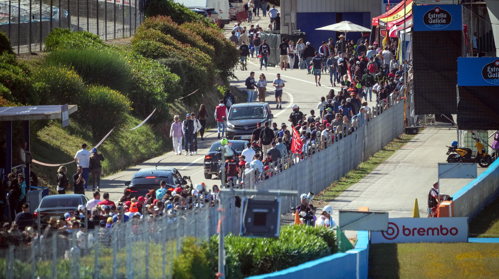 Imágenes del gran ambiente el domingo de carreras MotoGP en el Circuito de Jerez