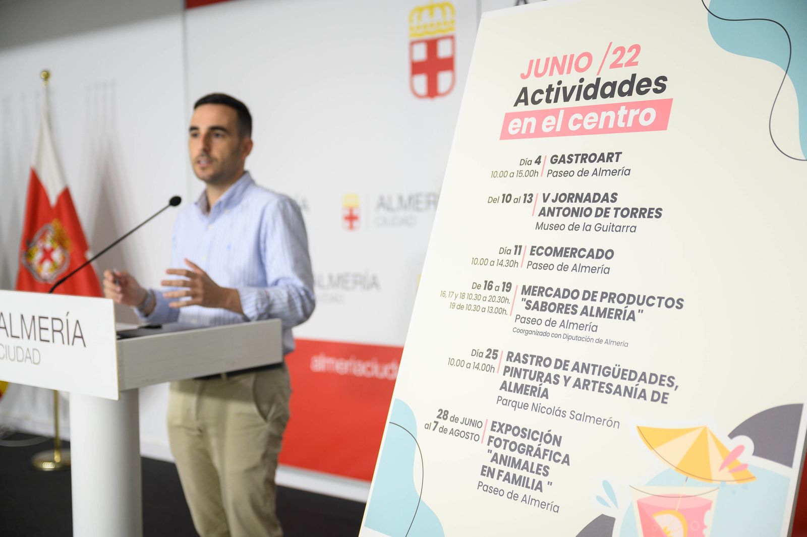 Carlos Sánchez ha presentado el programa de actividades de su área del mes de junio