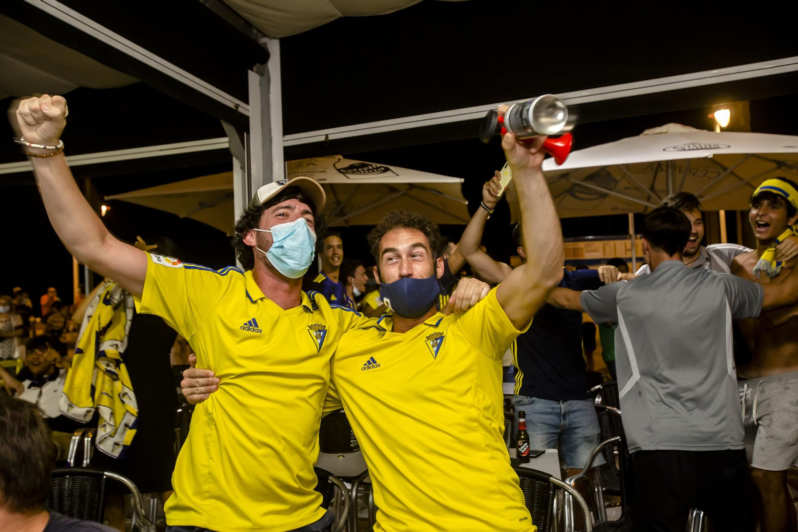 Así han vivido los cadistas la victoria del Oviedo