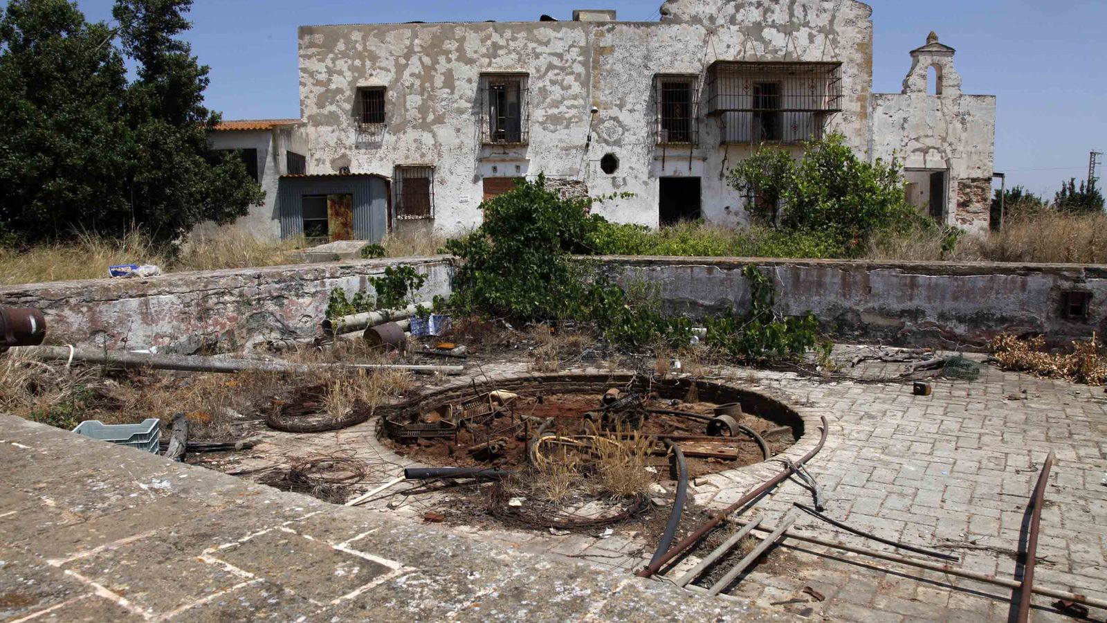 Cortijo y capilla de la Huerta Noble, en La Redondela