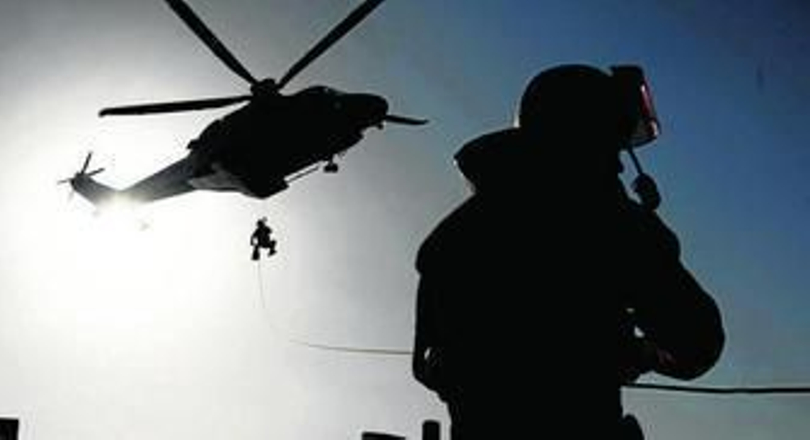 A la 'Salvamar Dubhe' no le pesan las horas