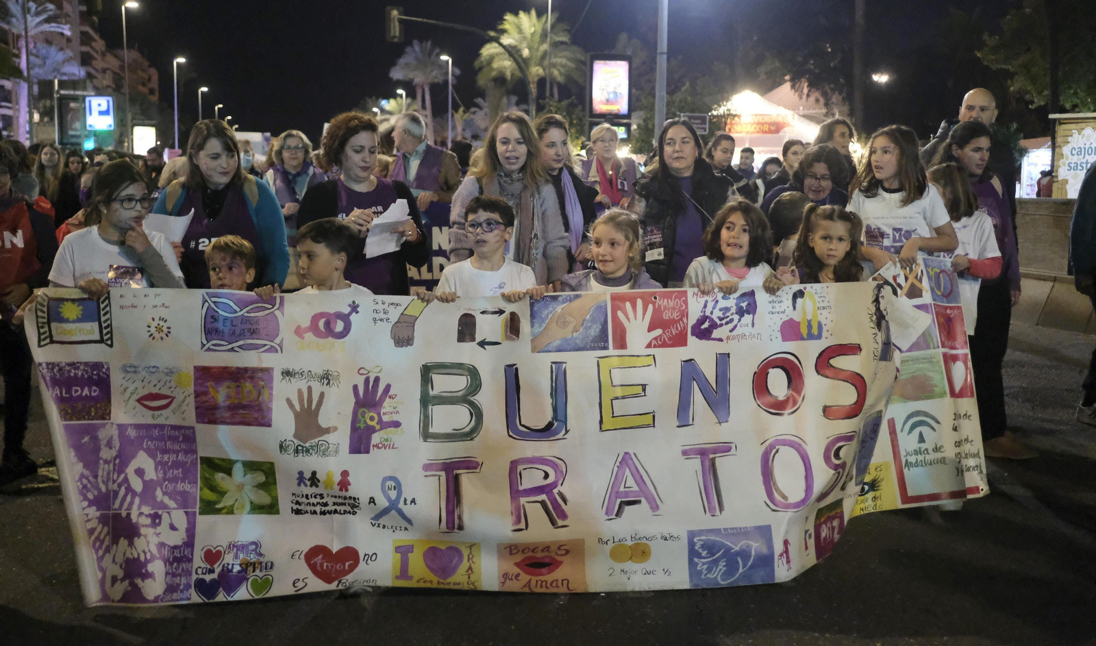 La manifestación en Córdoba contra la violencia de género, en fotografías