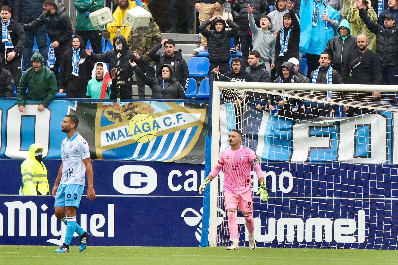 El Málaga CF-Linares Deportivo, en fotos El Málaga CF-Linares Deportivo, en fotos