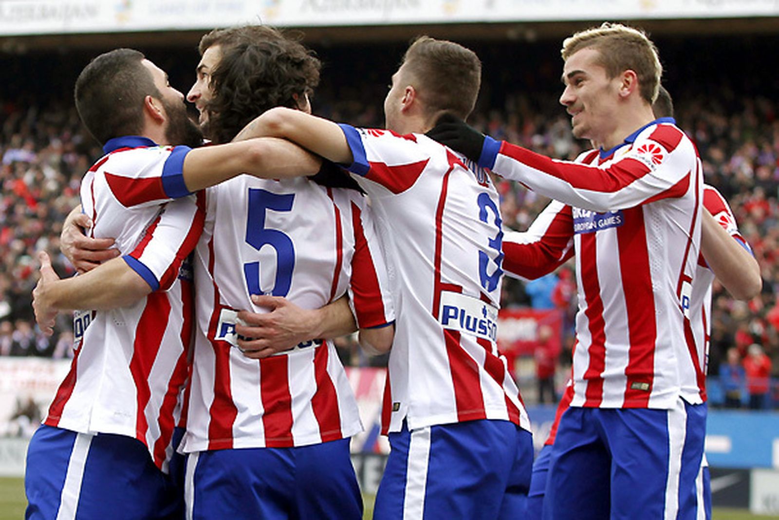 Díaz acusa a Rajoy de "venir a Andalucía a hacer turismo" y "a salvar al soldado Bonilla"