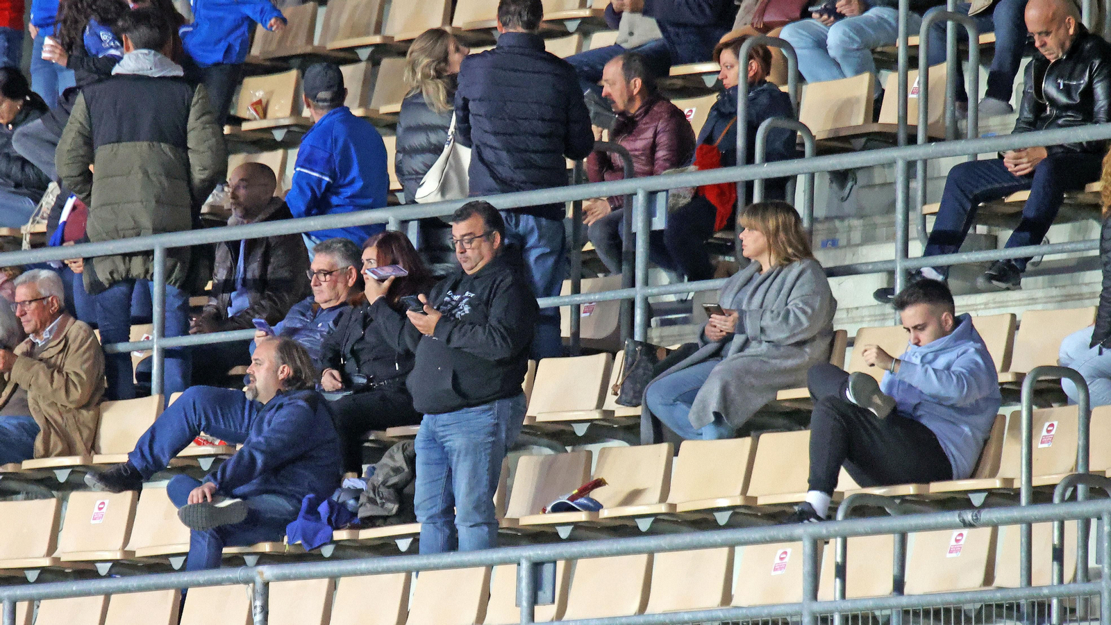 Búscate en el Xerez DFC - Ceuta B en el Municipal de Chapín en Jerez
