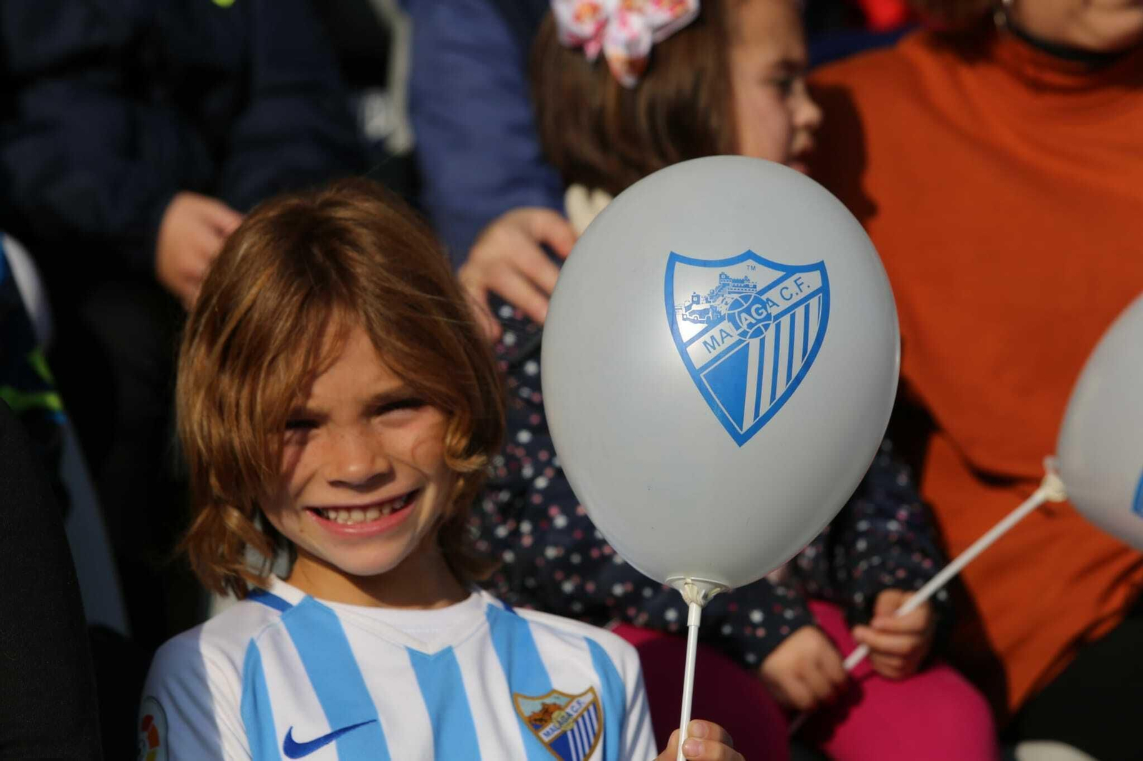 Las fotos del entrenamiento del Málaga a puerta abierta Las fotos del entrenamiento del Málaga a puerta abierta