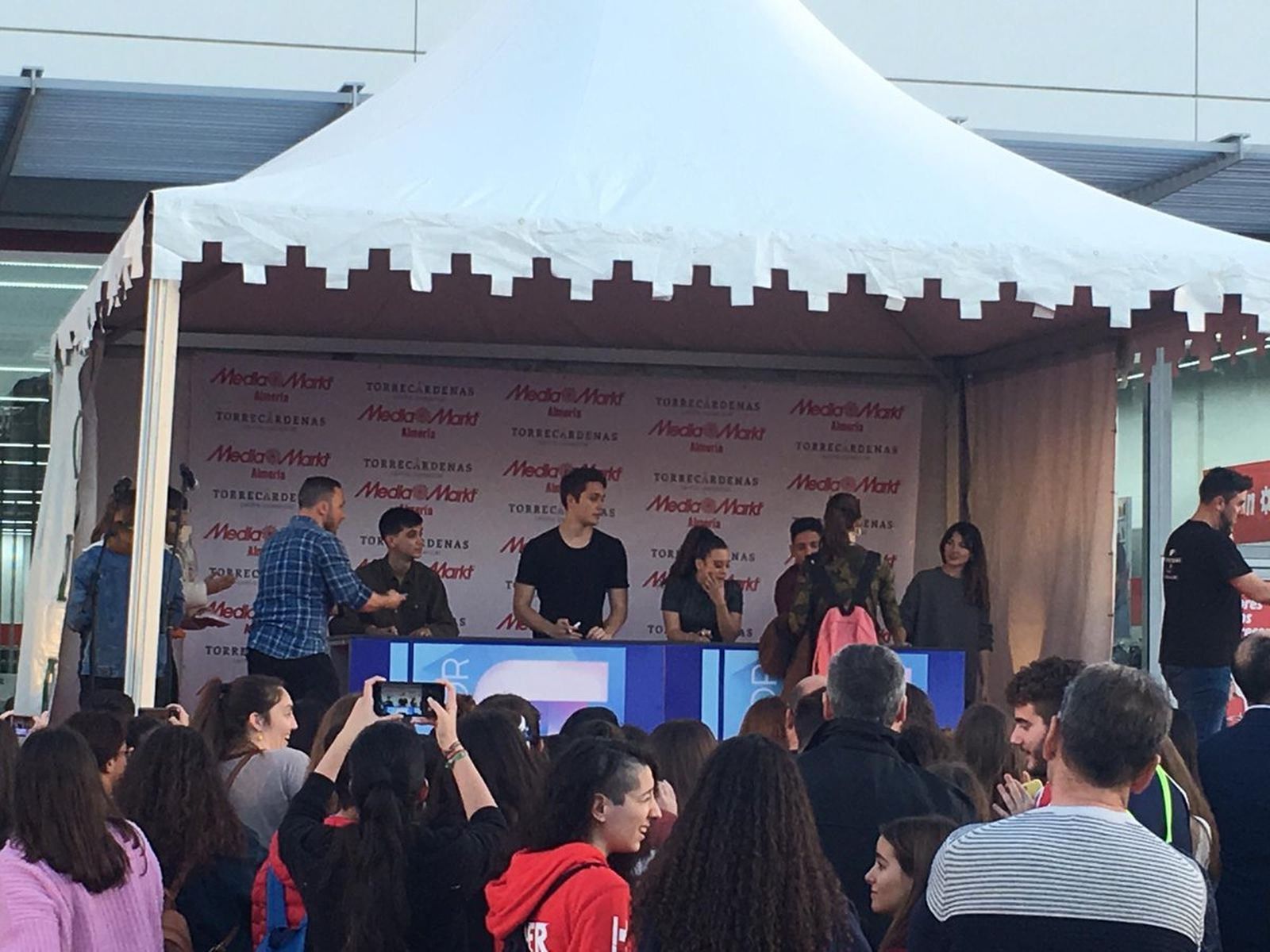 Los triunfitos avivan el fenómeno fan.