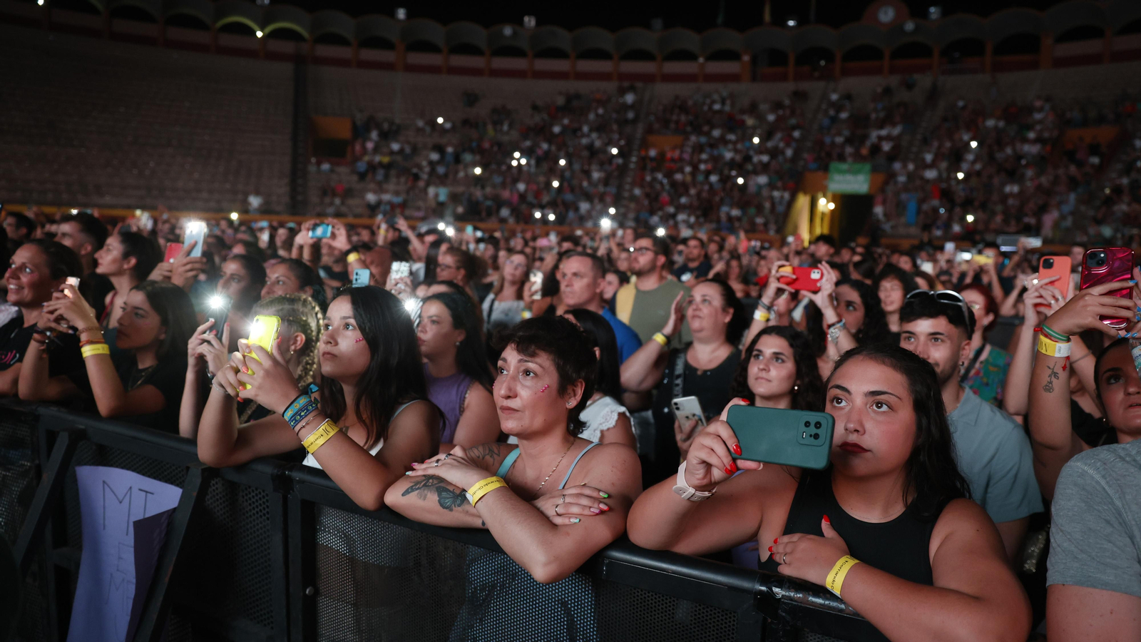 Las fotos del concierto de Melendi en la plaza de toros de Algeciras