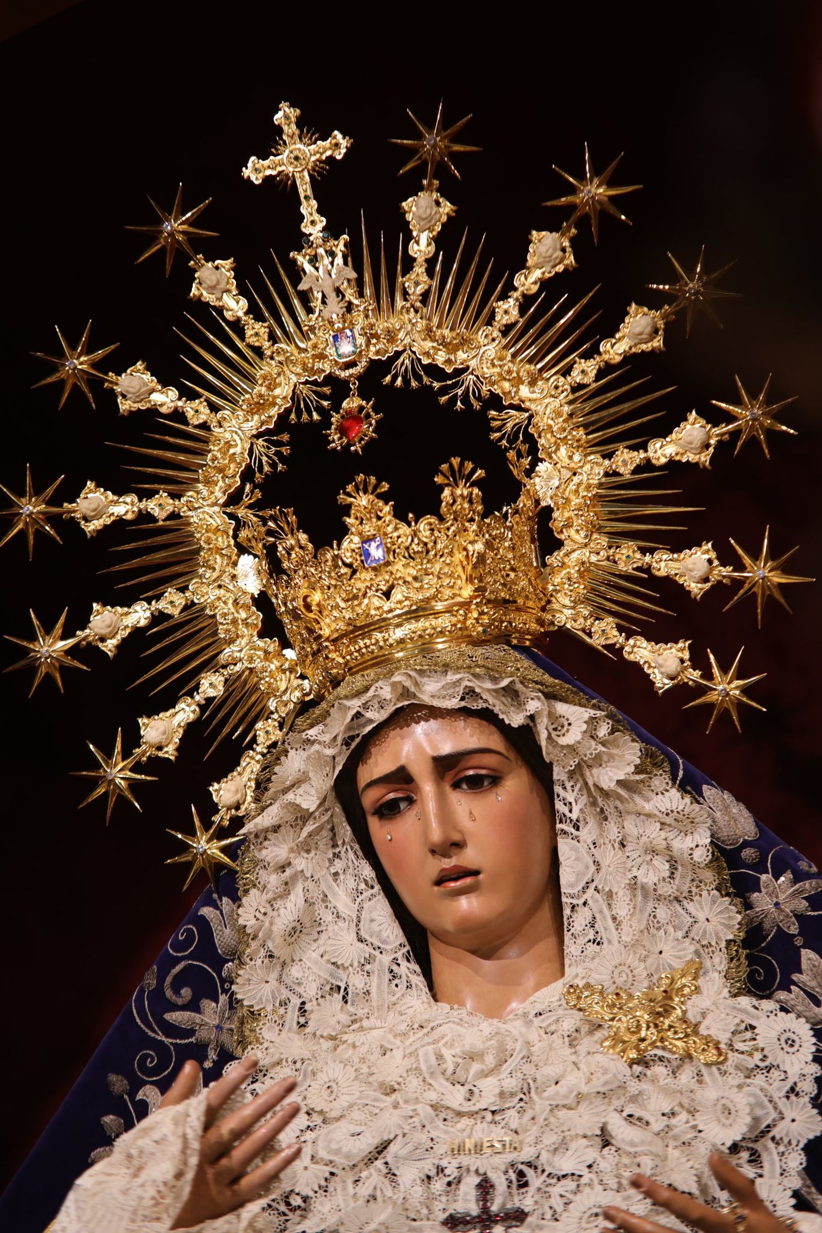La Hiniesta con la remozada corona de Marmolejo