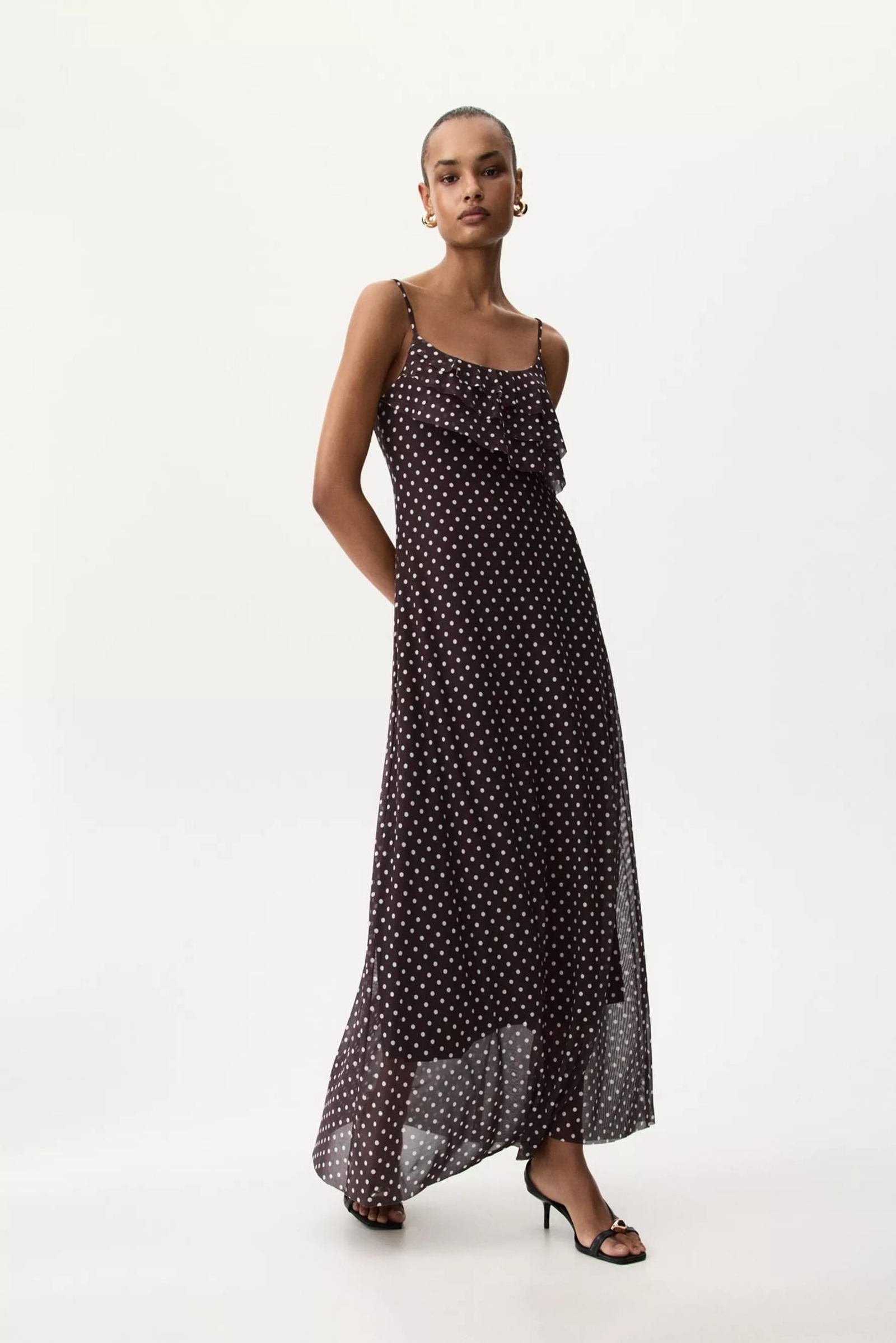 Vestido de lunares de Lefties. Vestido de lunares de Lefties.