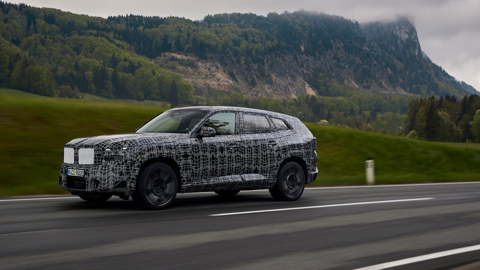 Su producción, que también se confirma que arrancará en diciembre de este año, supondrá el inicio de la celebración del 50 aniversario de BMW M GmbH.