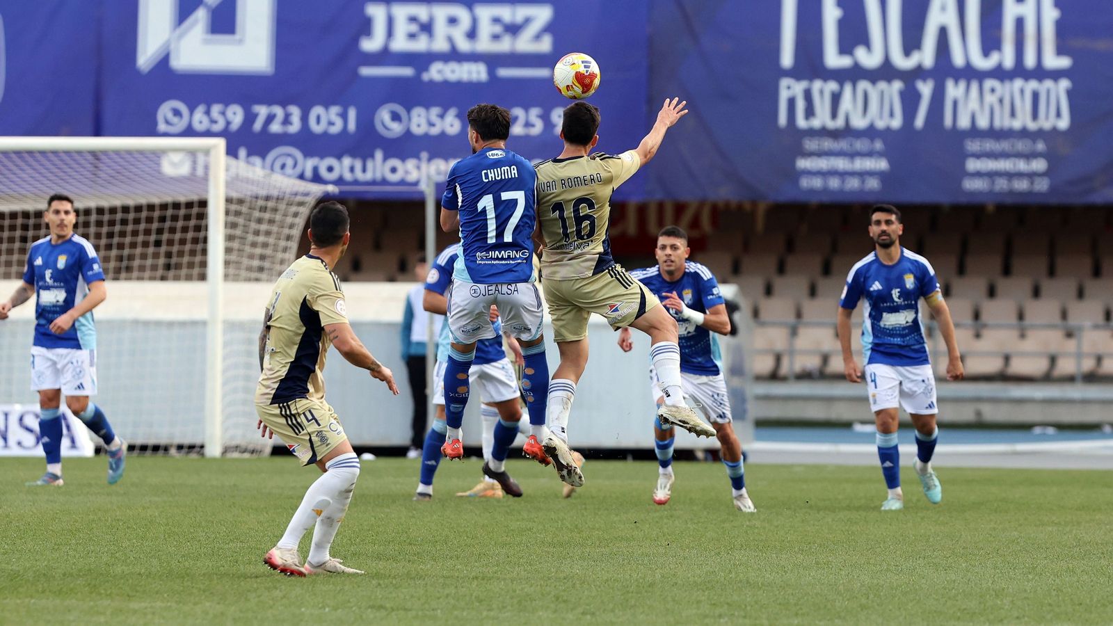 Imágenes del Xerez CD contra el Recreativo de Huelva en Chapín