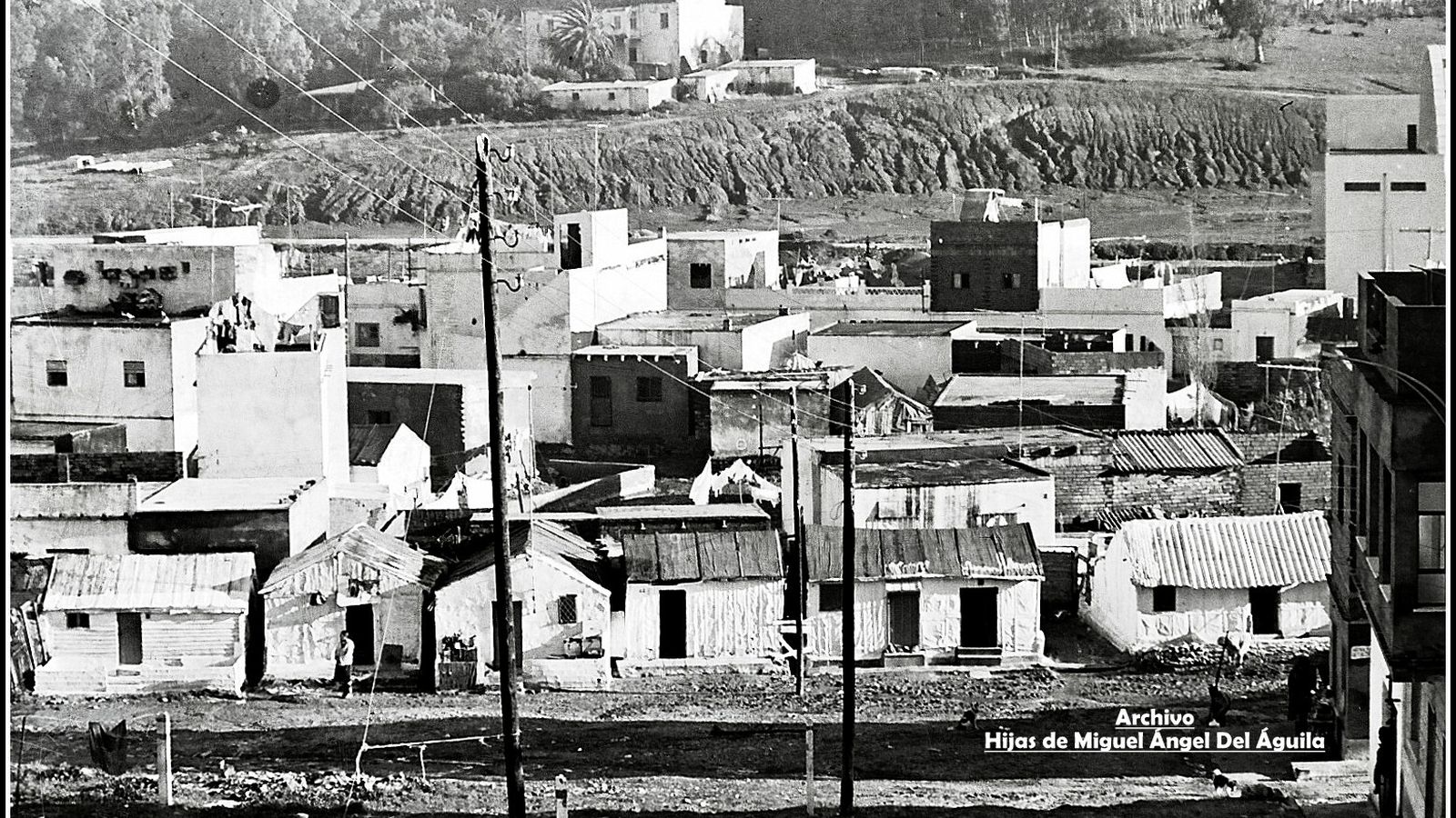 Vistas hacia el sur desde la calle Hermanos Pinzón, en 1970.