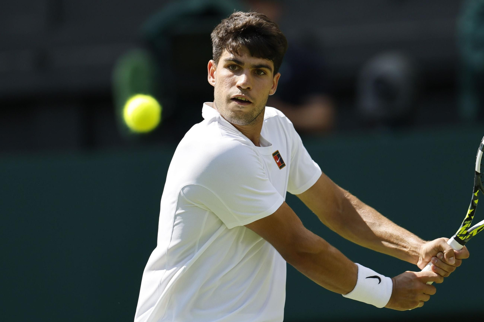 Las imágenes del debut de Alcaraz en Wimbledon y del resto de la jornada