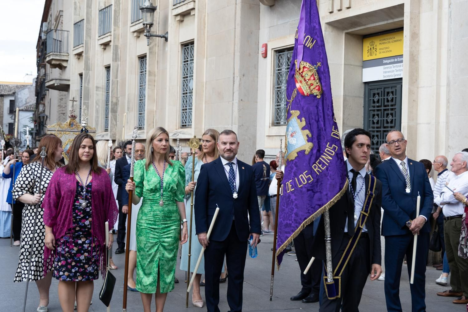 Así ha procesionado la Virgen de la Capilla por Jaén en su día grande.