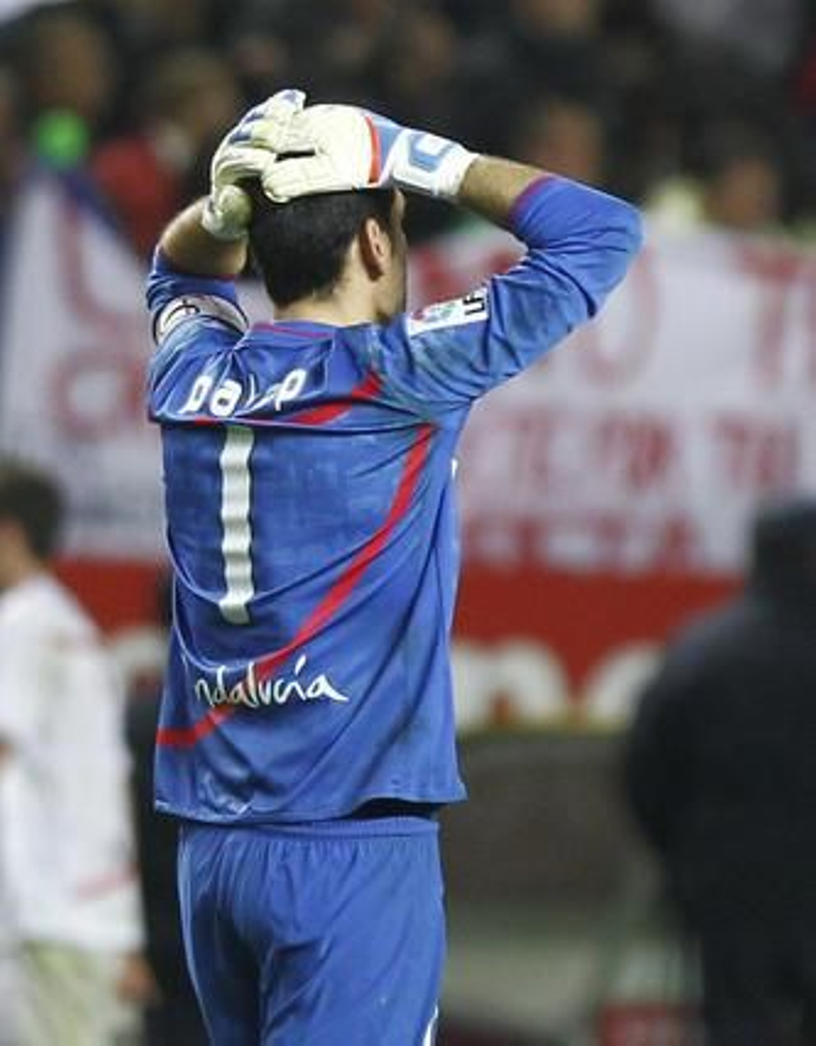 El Sevilla pierde 0-1 con el Real Madrid en la ida de las semifinales de la Copa del Rey. / Antonio Pizarro