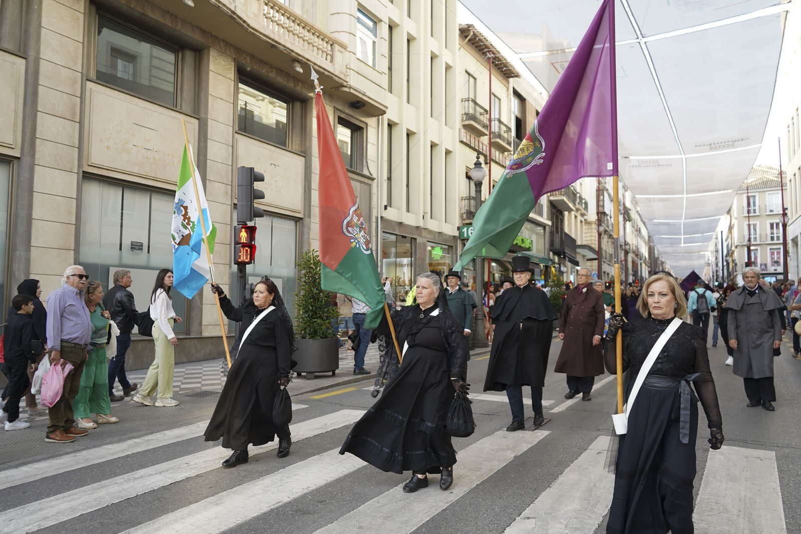 Así ha sido la procesión cívica en recuerdo a Mariana Pineda
