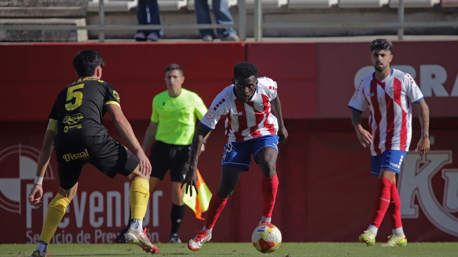 Las mejores fotos del Algeciras - Sanluqueño de Primera Federación