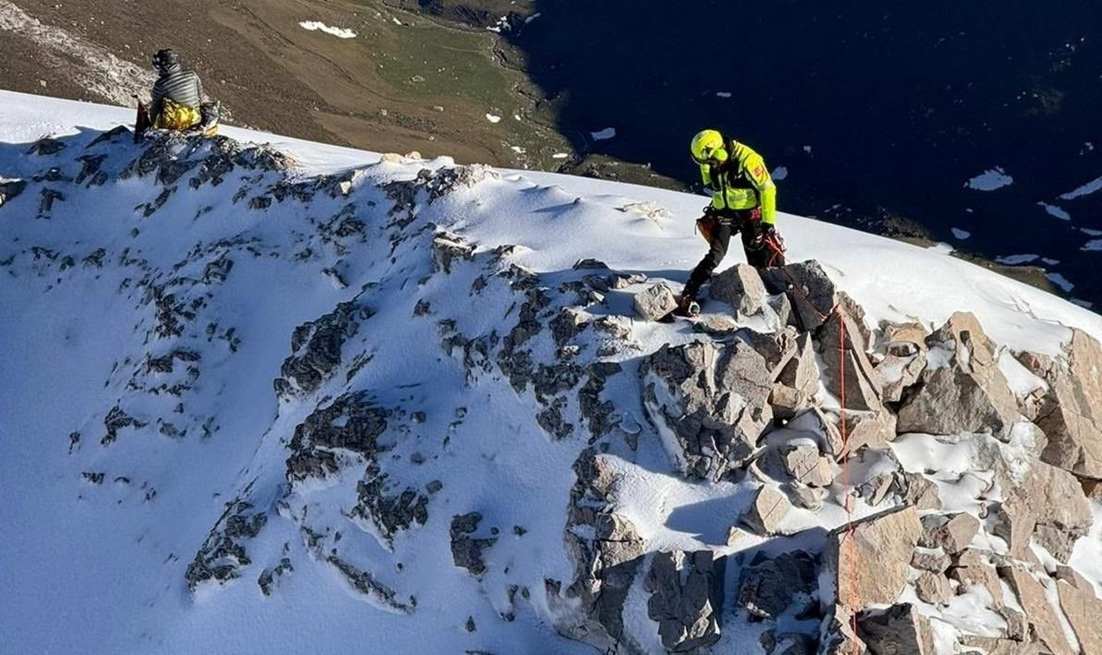 Fallece un montañero de 44 años tras despeñarse en Picos de Europa.