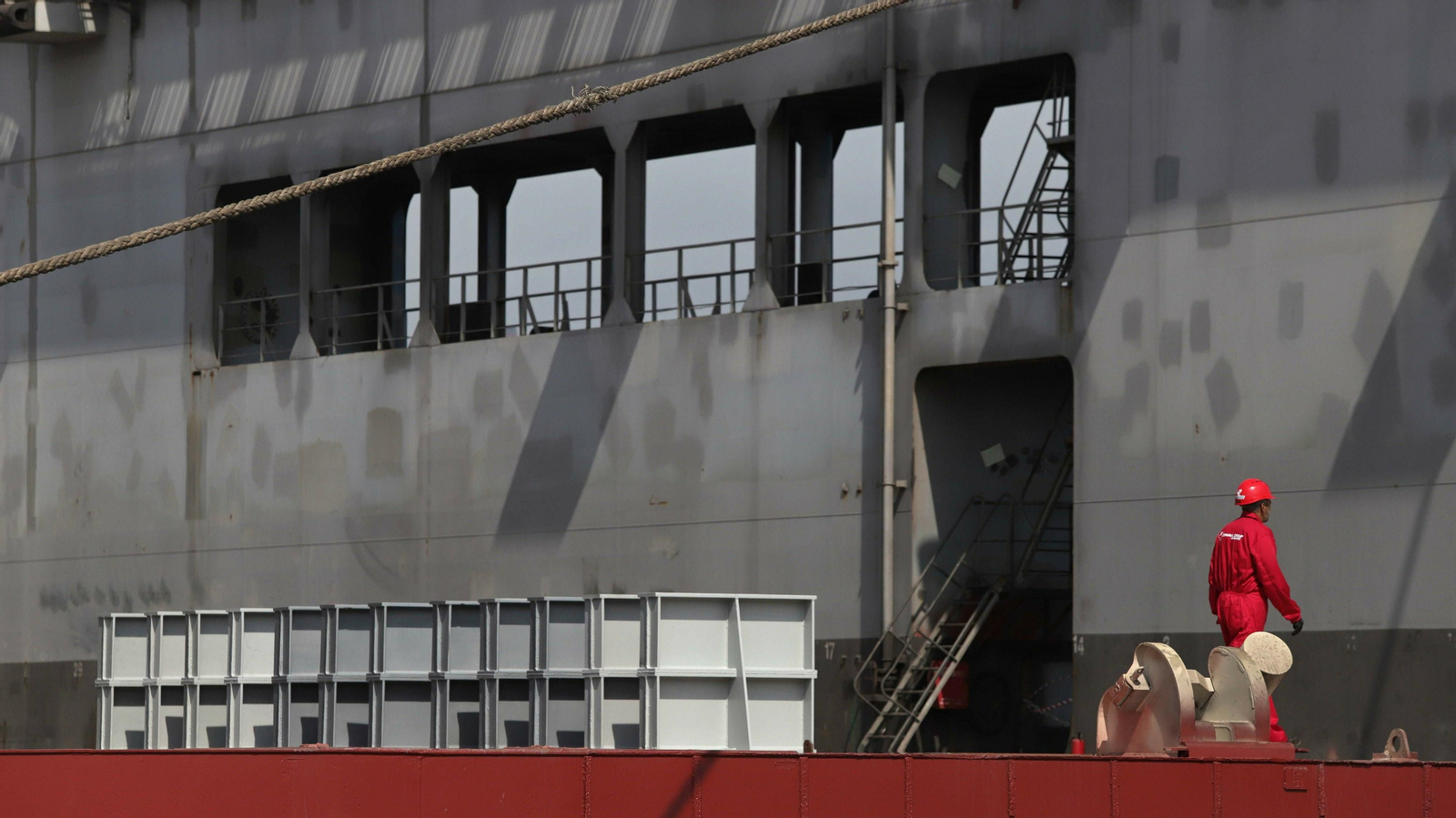 Las mejores fotos del nuevo dique flotante de Cernaval en San Roque