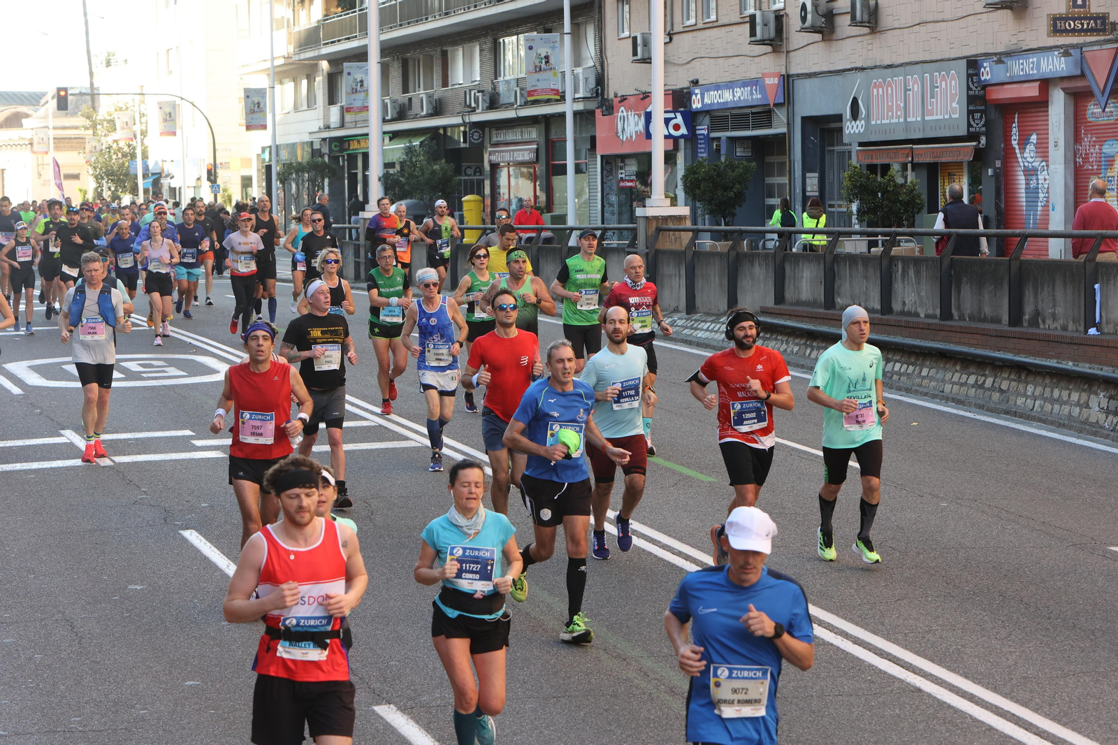 Búscate en la Zurich maratón de Sevilla
