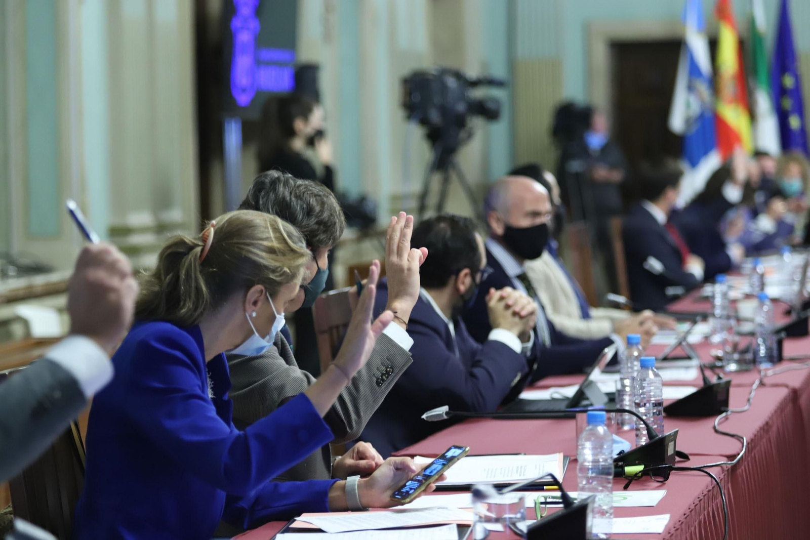 Imágenes del pleno celebrado en el Ayuntamiento de Huelva