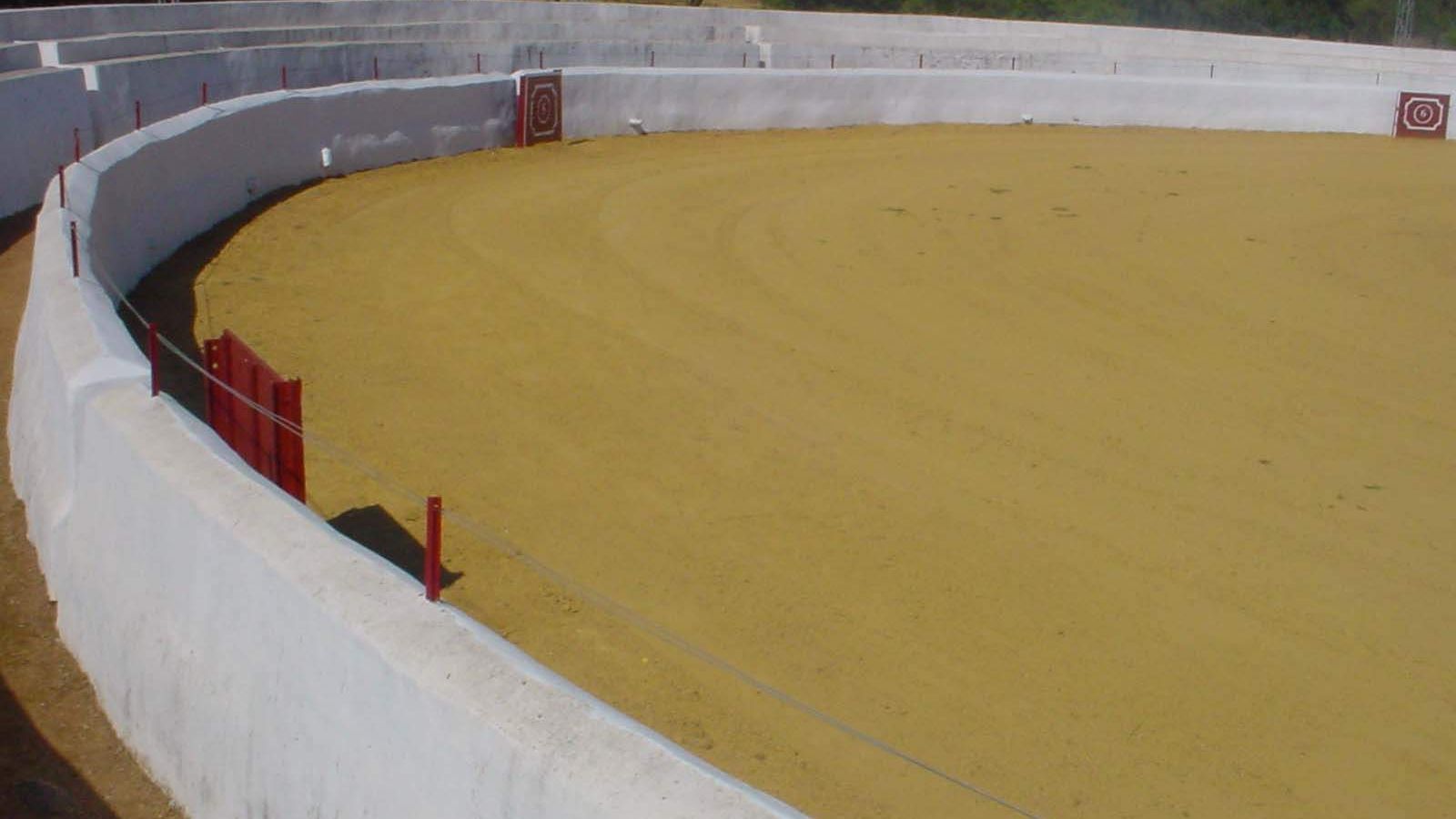 Plaza de toros de Campofrío