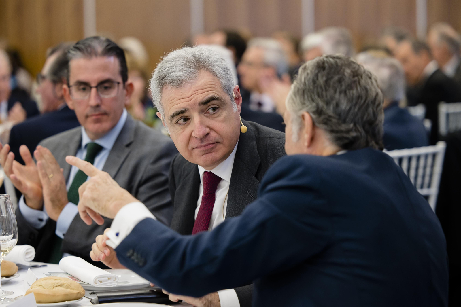 Las imágenes de la entrega del premio Federico Joly al abogado Pedro Pérez-Llorca Zamora