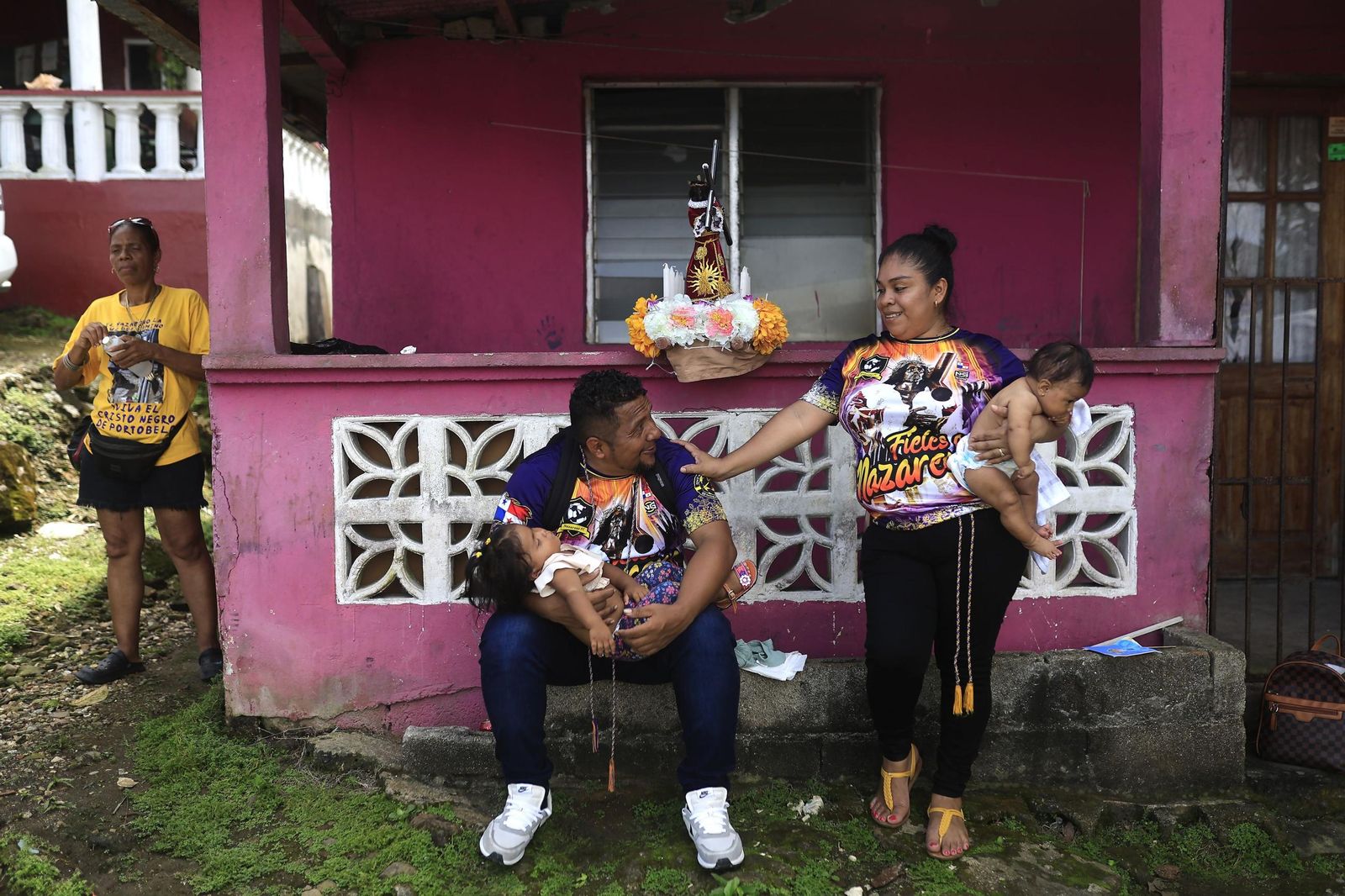 El Cristo Negro de Portobelo es venerado por sus milagros en Panamá