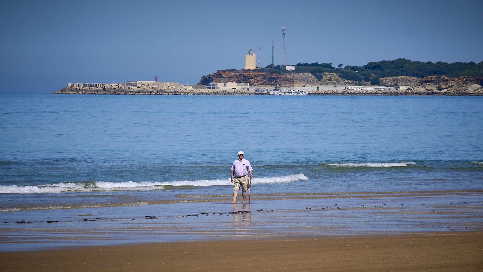 Las playas de Cádiz son ideales para pasear en cualquier época del año