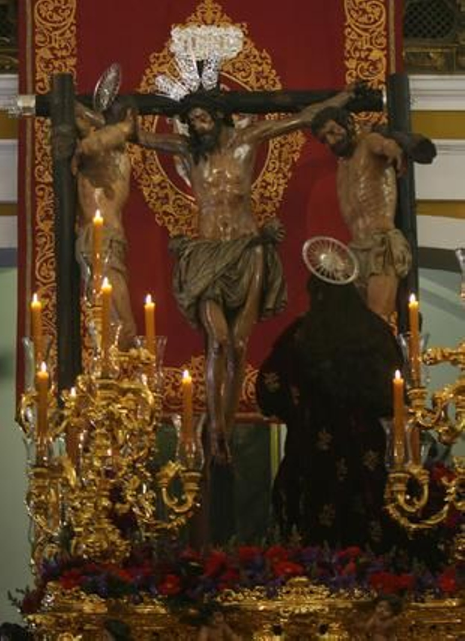 El santísimo Cristo de la Conversión del Buen Ladrón, de la Hermandad de Monserrat.



Foto: Jose Angel Garcia