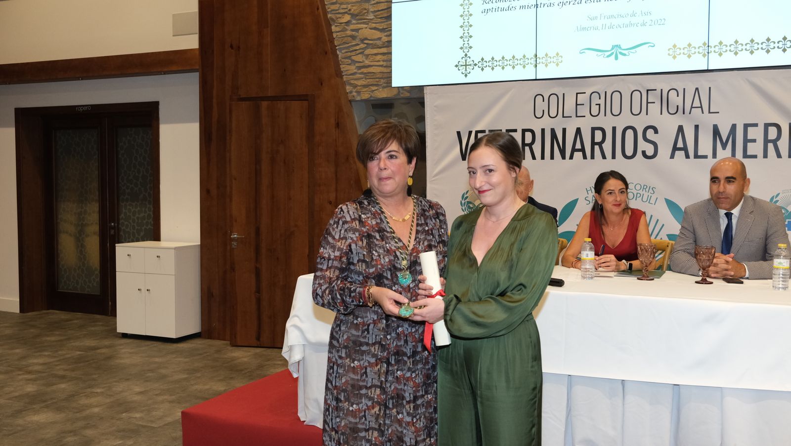 Imágenes de la fiesta del patrón del Colegio de Veterinarios de Almería