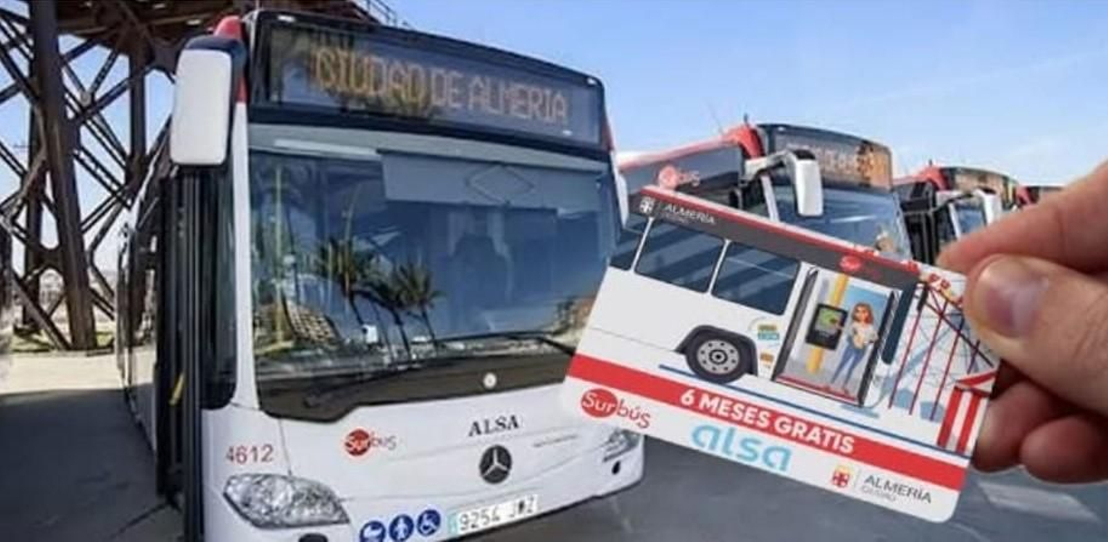 Tarjeta falsa ofrecida de seis meses gratis