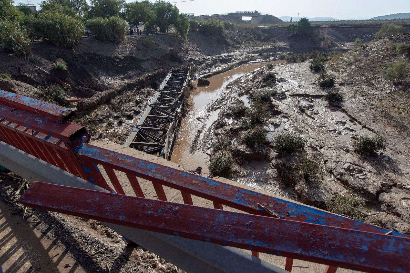 El río Blanco a su paso por Aguadulce, en donde la crecida se llevó por delante el puente ferroviario.